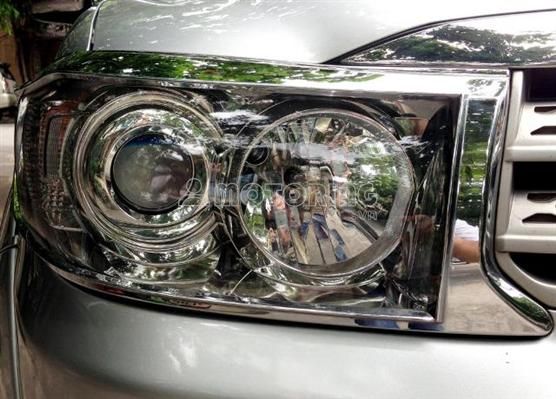 Toyota Fortuner 2005 ảnh 3